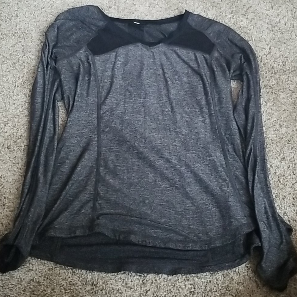 Lululemon Grey Long Sleeve Shirt Size 8